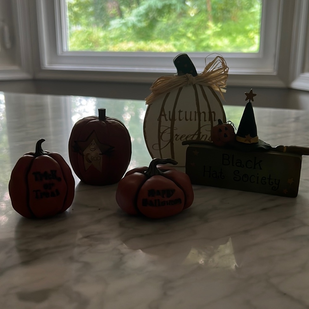 Primitive Halloween Decor